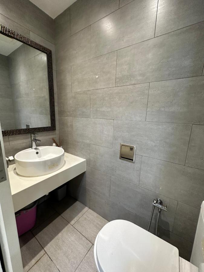 Arti Mont Kiara Aparthotel Куала Лумпур Екстериор снимка