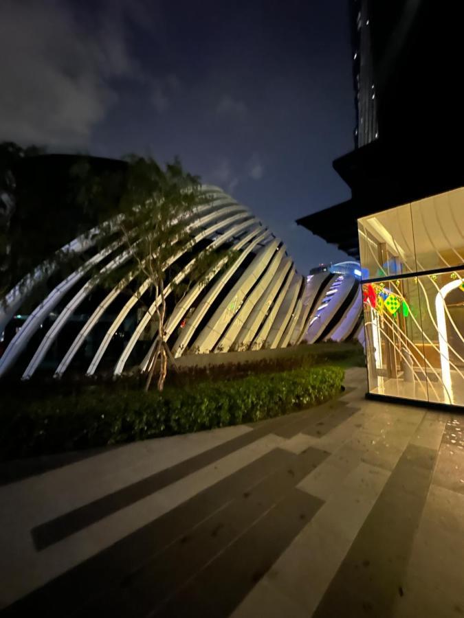 Arti Mont Kiara Aparthotel Куала Лумпур Екстериор снимка